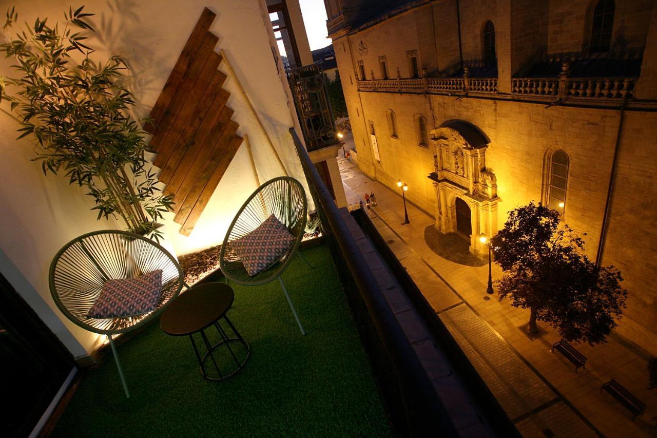 El Atico De La Catedral Apartment Логроньо Екстериор снимка