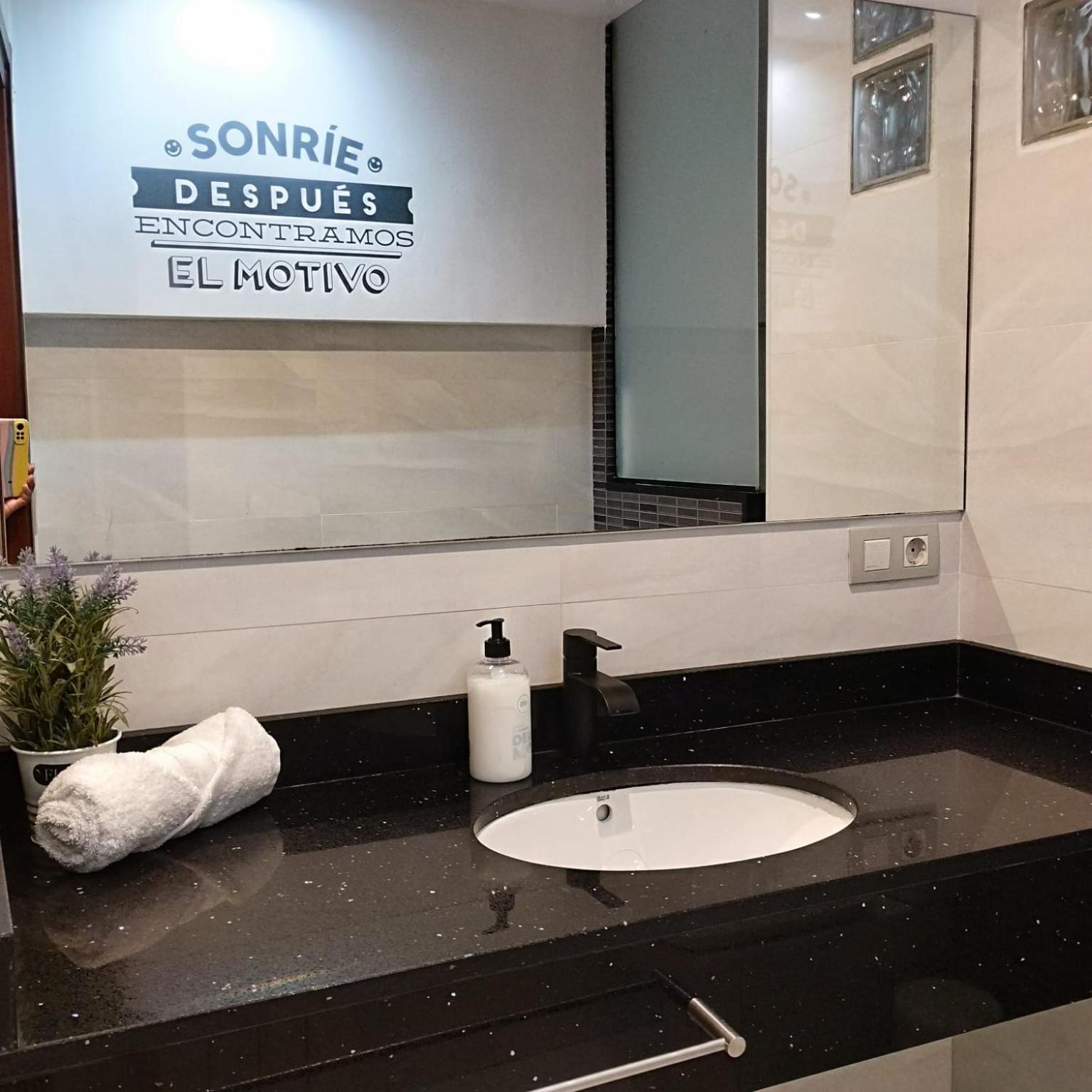 El Atico De La Catedral Apartment Логроньо Екстериор снимка